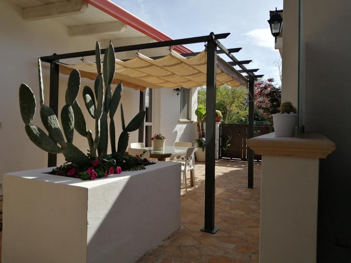 بورتو سيساريو Villa Raggio Di Sole Parcheggio Privato المظهر الخارجي الصورة