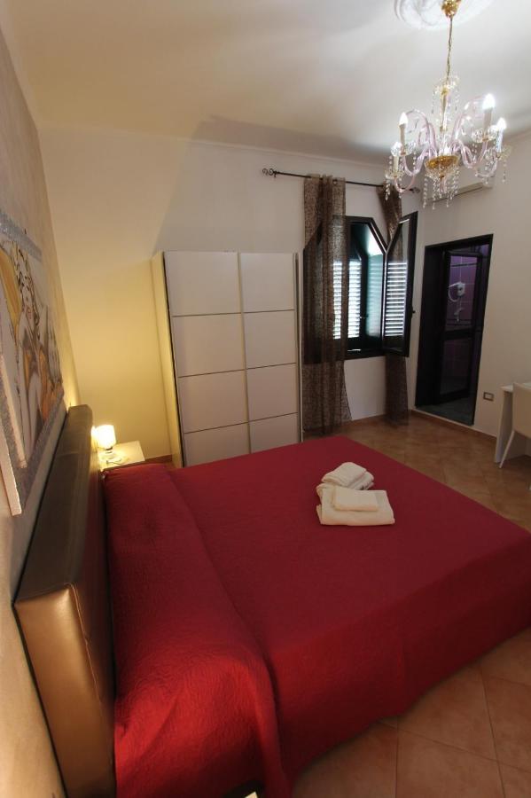 بورتو سيساريو Villa Raggio Di Sole Parcheggio Privato المظهر الخارجي الصورة