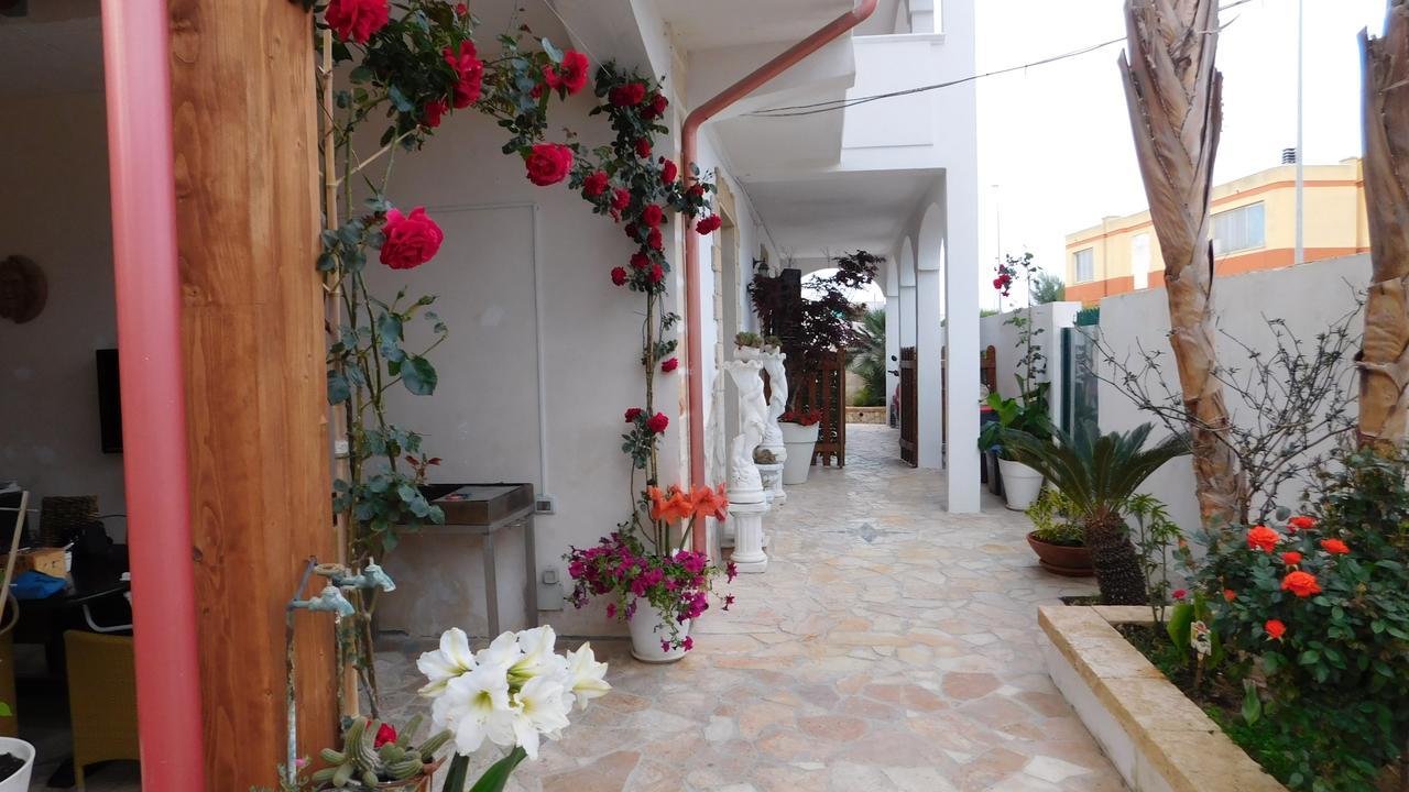 بورتو سيساريو Villa Raggio Di Sole Parcheggio Privato المظهر الخارجي الصورة