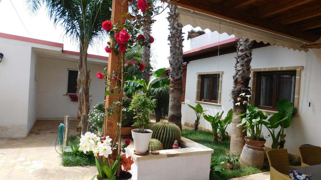 بورتو سيساريو Villa Raggio Di Sole Parcheggio Privato المظهر الخارجي الصورة